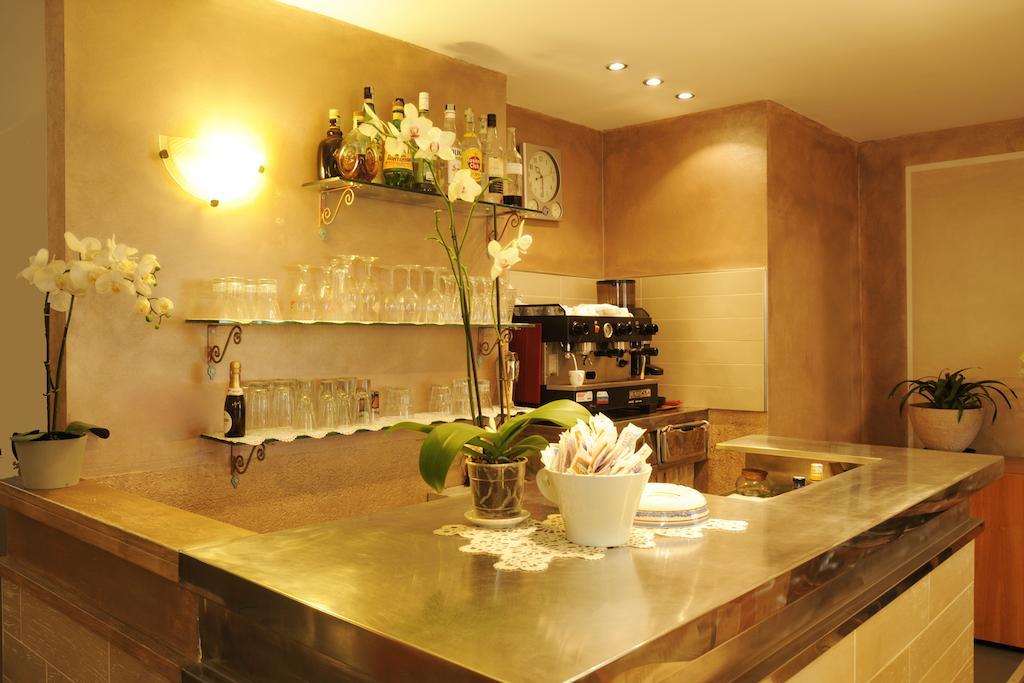 Hotel Del Golfo Laigueglia Ngoại thất bức ảnh